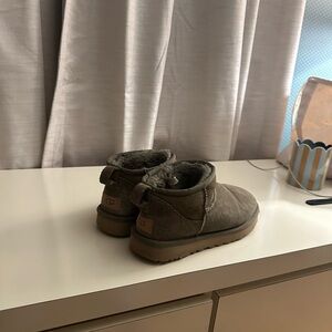 Women’s mini UGGS